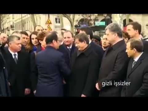 Ahmet Davutoğlu'nun  Fransa başbakan'ının elini sıkmak için can artığı komik an