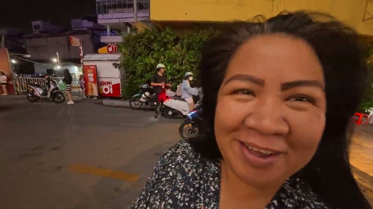 Van Han Mall- Walk tour 8pm December 20,2025