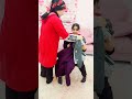 الي بتختاره بتروح فيه ع المدرسة هيلين الي بتختاره بتروح فيه ع المدرسة هيلين