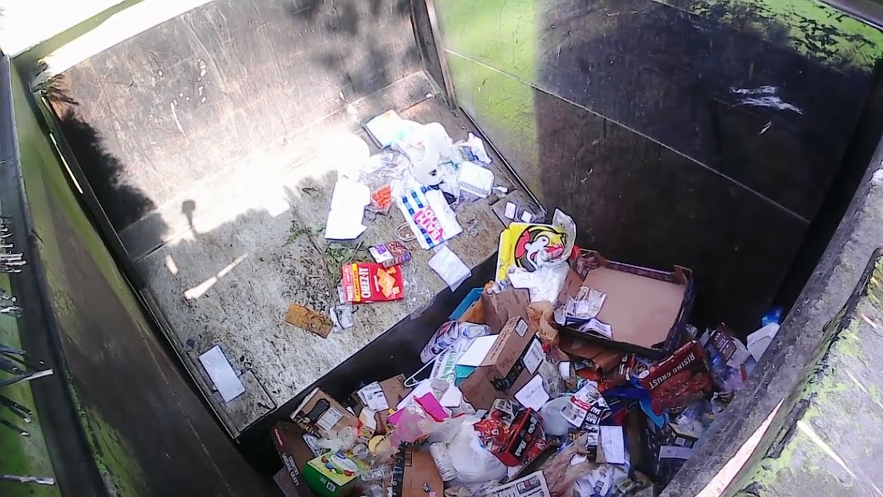 Garbage Truck GoPro: Heil Half-Pack Hopper Action on Recycle