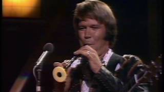 Video thumbnail of "Glen Campbell - Glen Campbell Live in London (1975) - Bonaparte's Retreat"