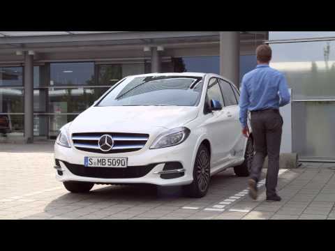 2015-mercedes-benz-b-class-electric-drivie-facelift---driving-footage