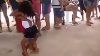 Crianças Dançando Forró