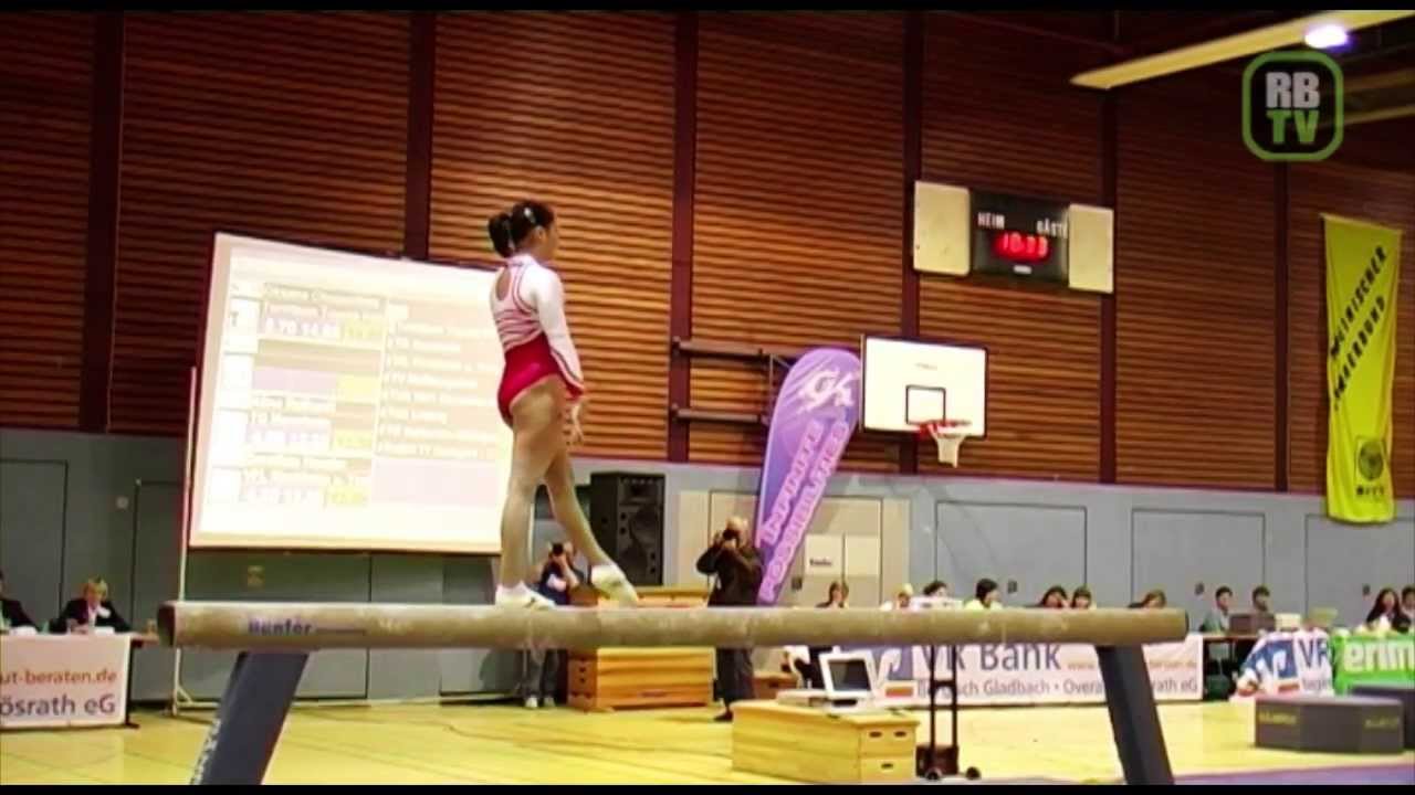 Kunstturnen - Bundesliga der Frauen in Bergisch Gladbach - Oksana Chusovitina Gerätturnen