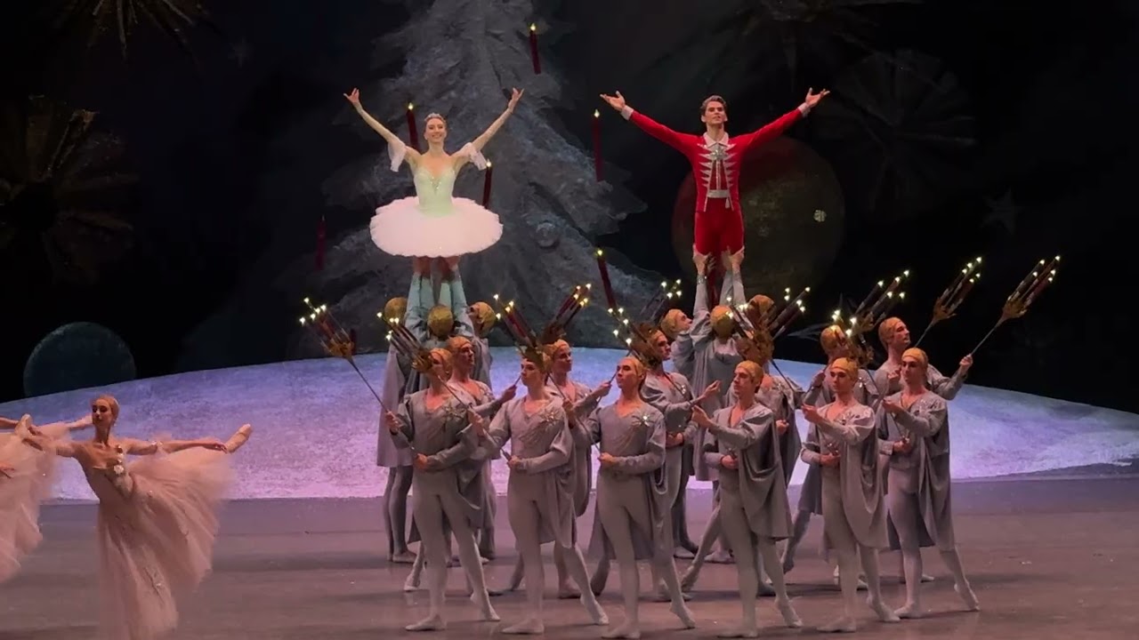 Anastasia Smirnova & Makar Mikhalkin — Nutcracker adagio (28.12.2025)