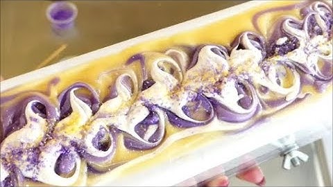 Making and Cutting Lemony Lavender Cold Process Soap~ New Mold