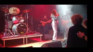 Vloeibaar Goud-Kyra Schepens