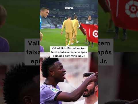 Barcelona posa com faixa contra o racismo após ataques odiosos a Vini Jr.