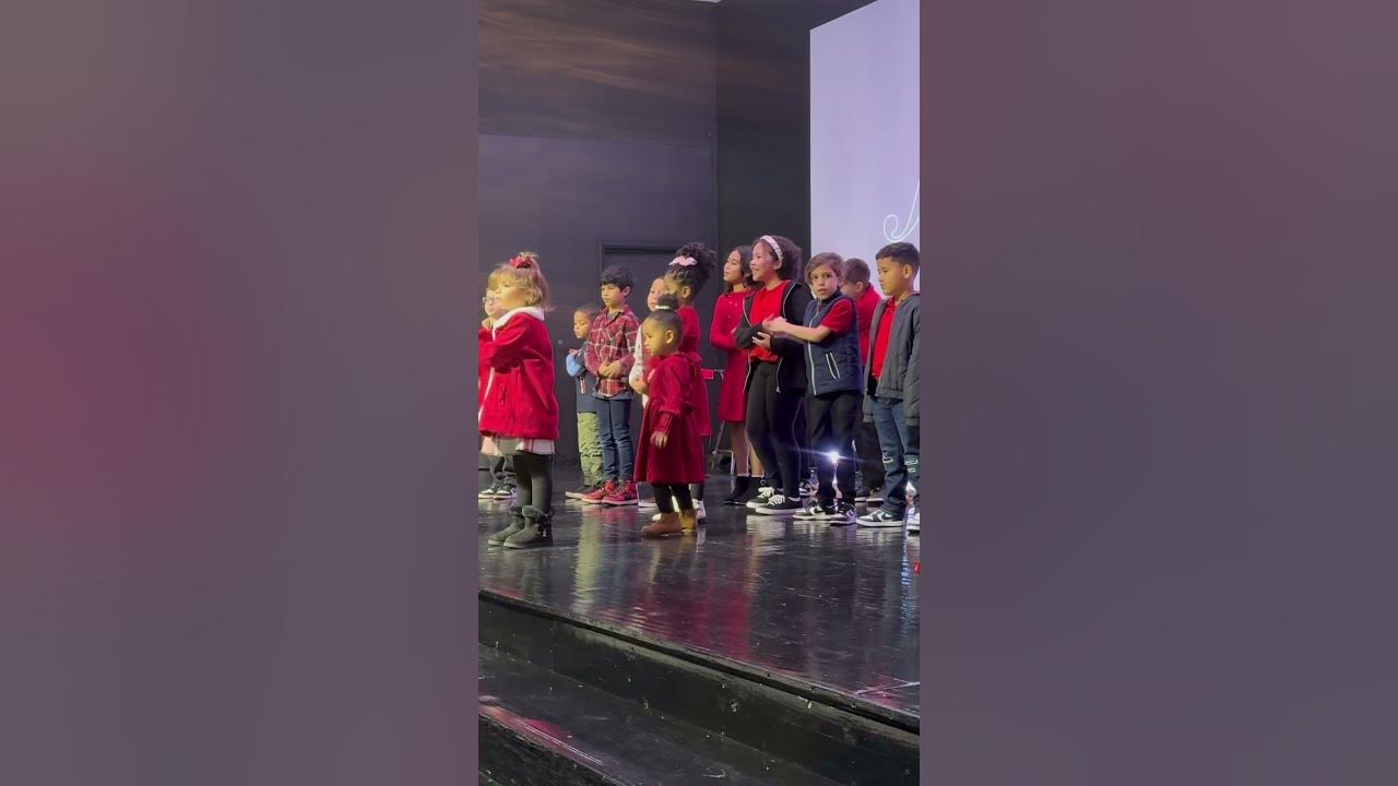 Annas sister apresentação de Natal # Annas sister apresentação de Natal #