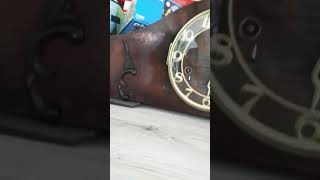 Alte Lauffer Westminster Buffetuhr.