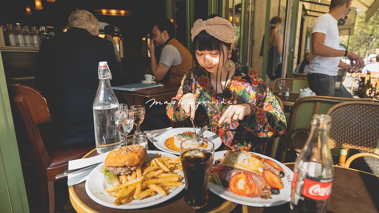 パリカフェ巡り まるで定食屋のような可愛いカフェ レストラン クリストの凱旋門アート作品を見に行く オススメのお店紹介 フランス暮らしvlog L Arc De Triomphe Wrapped Youtube