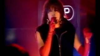 Video thumbnail of "The Pretenders - Kid (Acoustic Performance)"