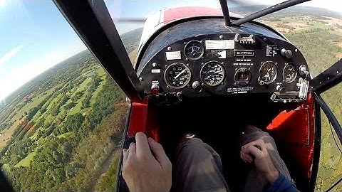 Flying a Tail Dragger - Tip #8 - Grass Strip Approach and Landing - POV flying