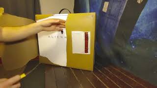 Unboxing Alienware M17 R4 RTX 3080 16gb W/Irishman EN