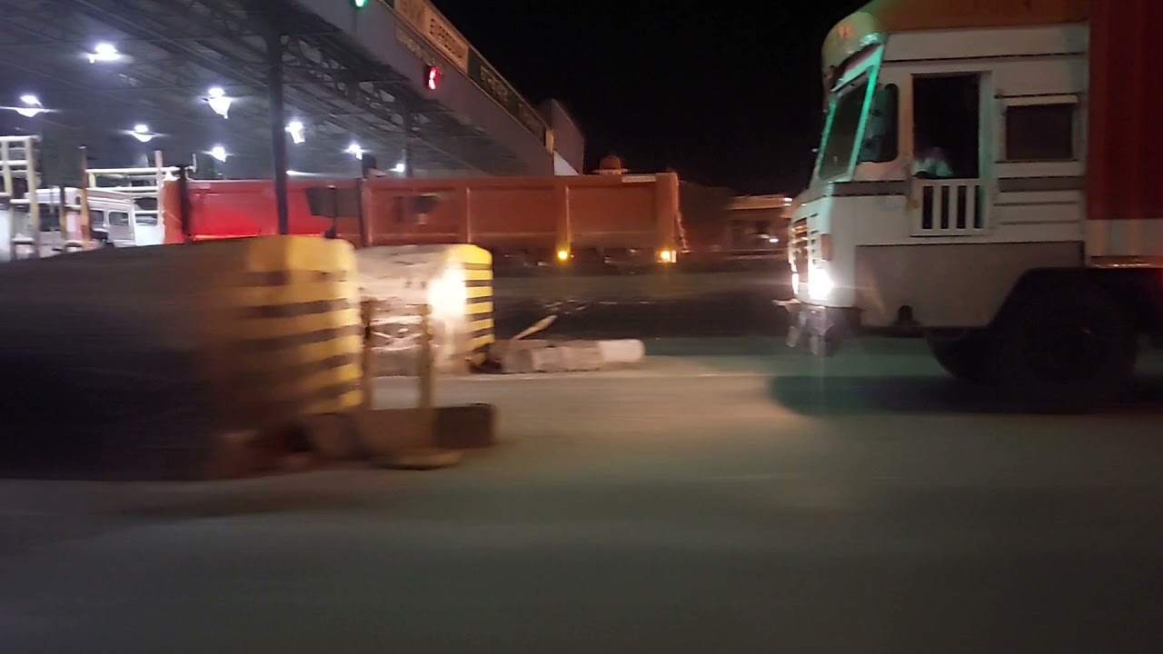 night view from car window #youtubevideos jaipur to chittorgarh highway #night