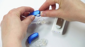 How to pair Oticon Edumic with hearing aids with regular batteries