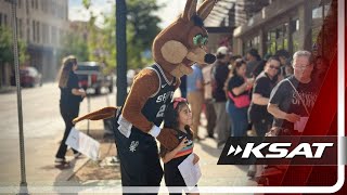 Fans Line Downtown Spurs Pop-Up Shop Ahead Of Playoffs