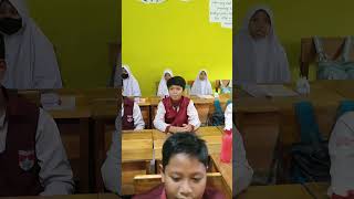 Lagu Penerapan Nilai Sikap Sila Pancasila (Kelas 6 Ahmad Dahlan) Lagu Penerapan Nilai Sikap Sila Pancasila (Kelas 6 Ahmad Dahlan)