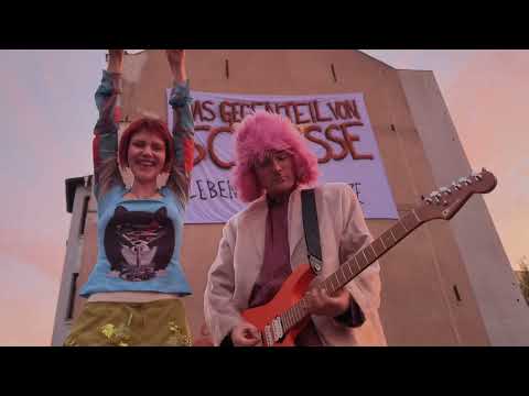 TRÄNEN - Das Gegenteil von Scheiße (Official Video)