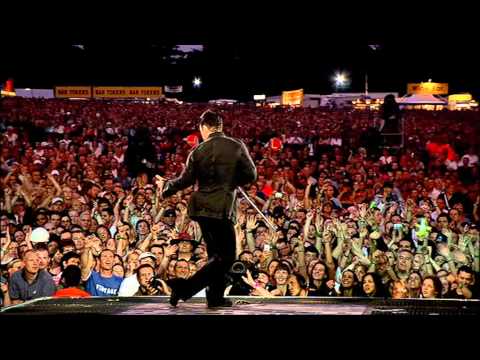 Robbie Williams - Me And My Monkey ( Live at Knebworth )