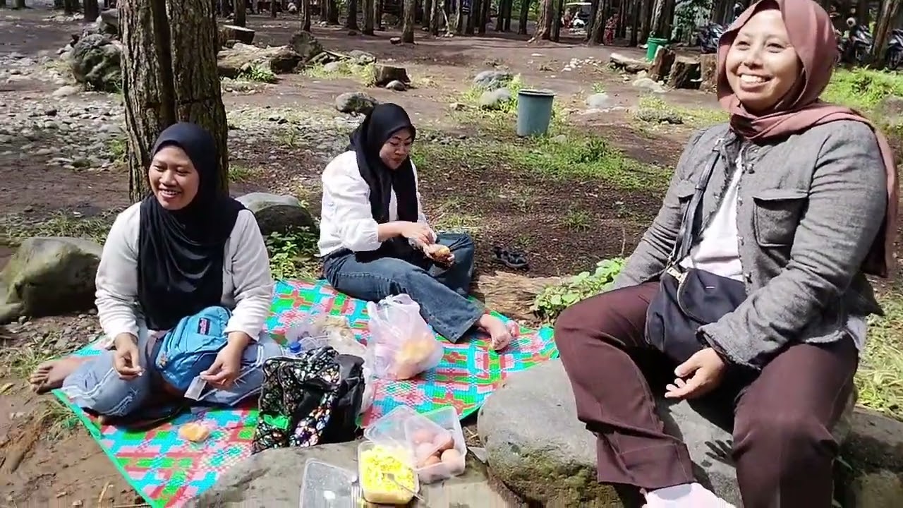 KESERUAN KITA HARI INI DI GERBANG RAUNG🥰