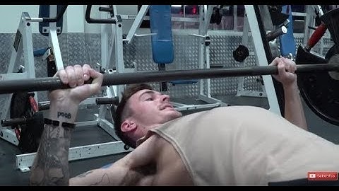 V Shred - The Worst Bench Press Advice Ever Put In A YouTube Video