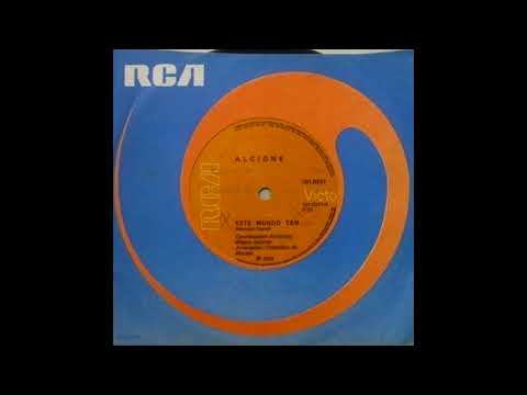 Capa de Alcione - Este Mundo Tem... (1975)