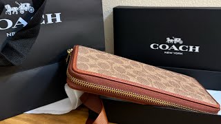 Coach Women s Wallet Essential Continental Wallet in Signature Canvas