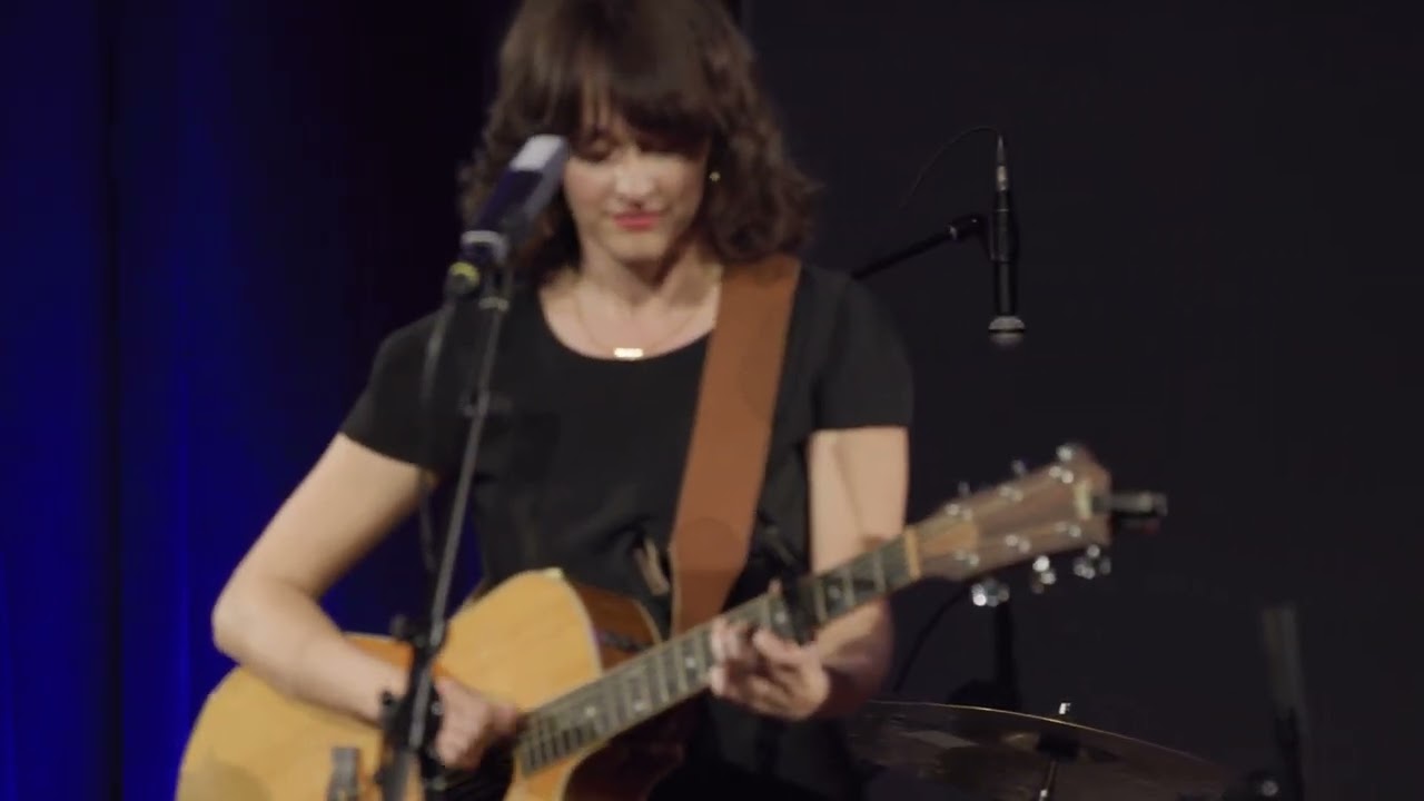 Jadea Kelly - Any Old Boat (Live in Toronto)