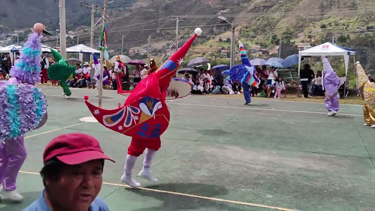 Baile de los curiquingues en Lugmapamba.