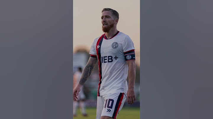 IKER MUNIAIN SE RETIRÓ DEL FÚTBOL #futbolsinfiltro #futbol #muniain #viral #retiro #leyenda #shorts