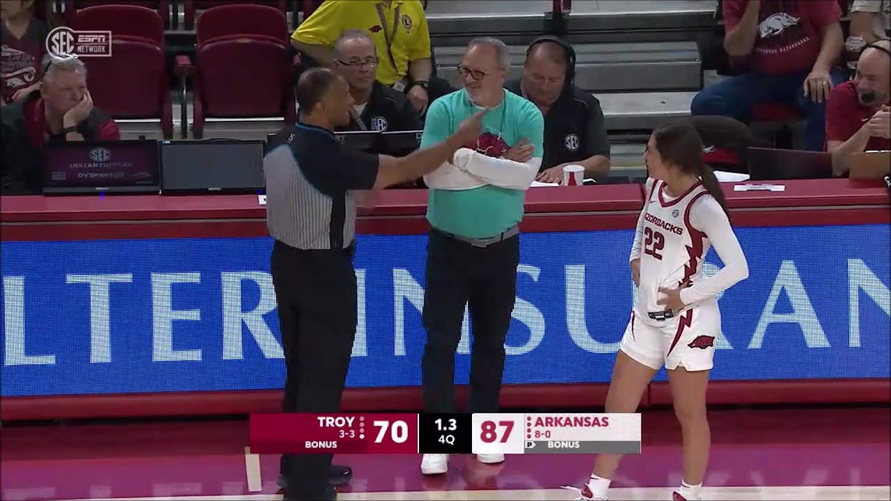 Coach EJECTED With ONE SECOND Left In Blowout After Double Technical