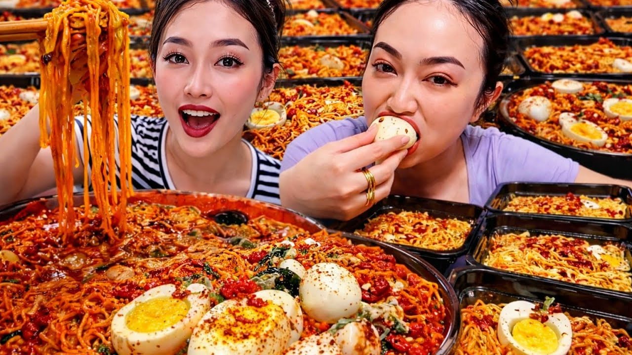 Eating a HUGE Bowl of EXTREME Spicy Noodles & Eggs! 🍜 Mukbang ASMR 
