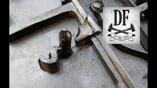 Blacksmithing Project - A Simple Nuremberg Box 18