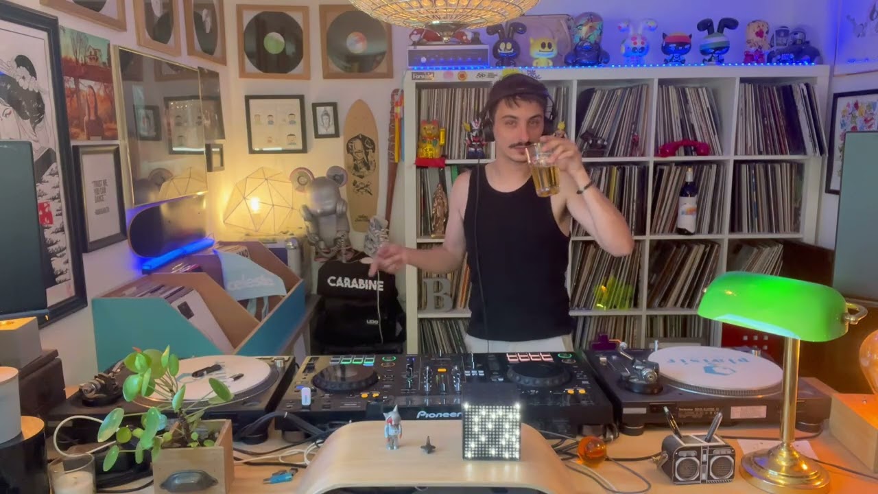 Bonjour Sunshine #57 - Kate (Moontrip)