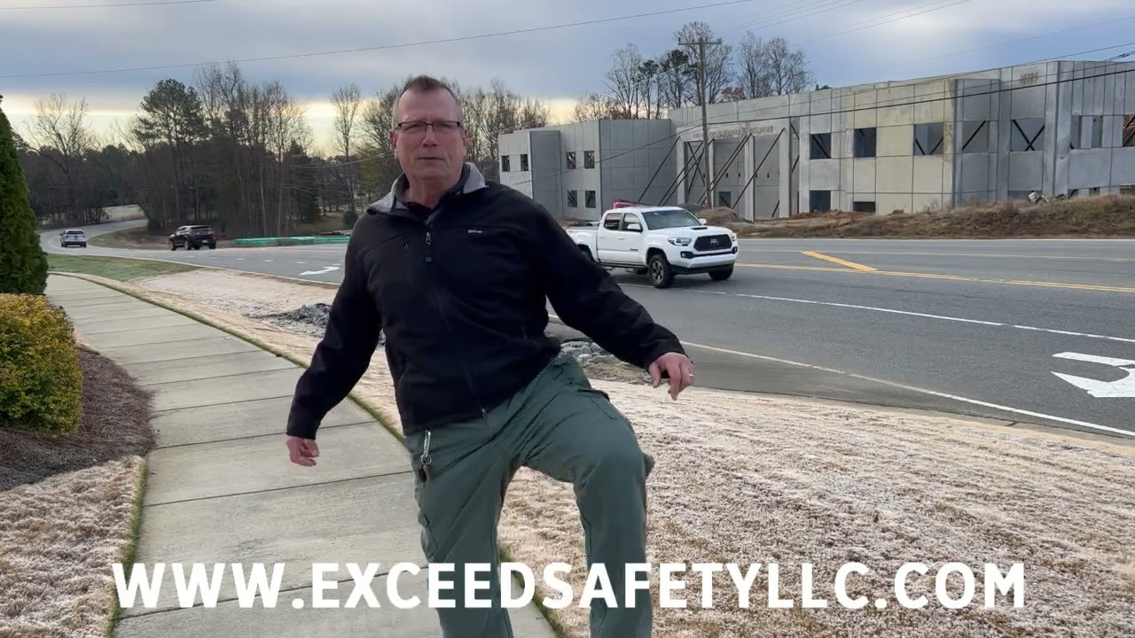 Safety Moment | Stretch & Flex - Warm Up 4  | Exceed Safety