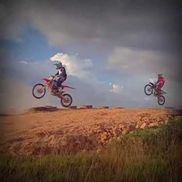 Story'wa anak motor cross gestrek muara wahau.(PWB)