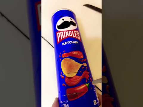 سيلينا حبت تجرب تجربة من تجارب ال تيك توك طريقة عبقرية ل فتح ال شيبس البرينجلز  