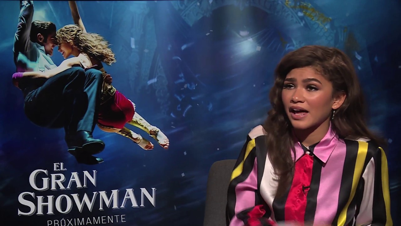 Zendaya Greatest Showman Interview - YouTube