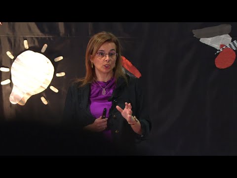 Ciência e Macroalgas Marinhas: Futuro Promissor? | Ana Marta Gonçalves | TEDxUniversidadedeCoimbra Episode cover