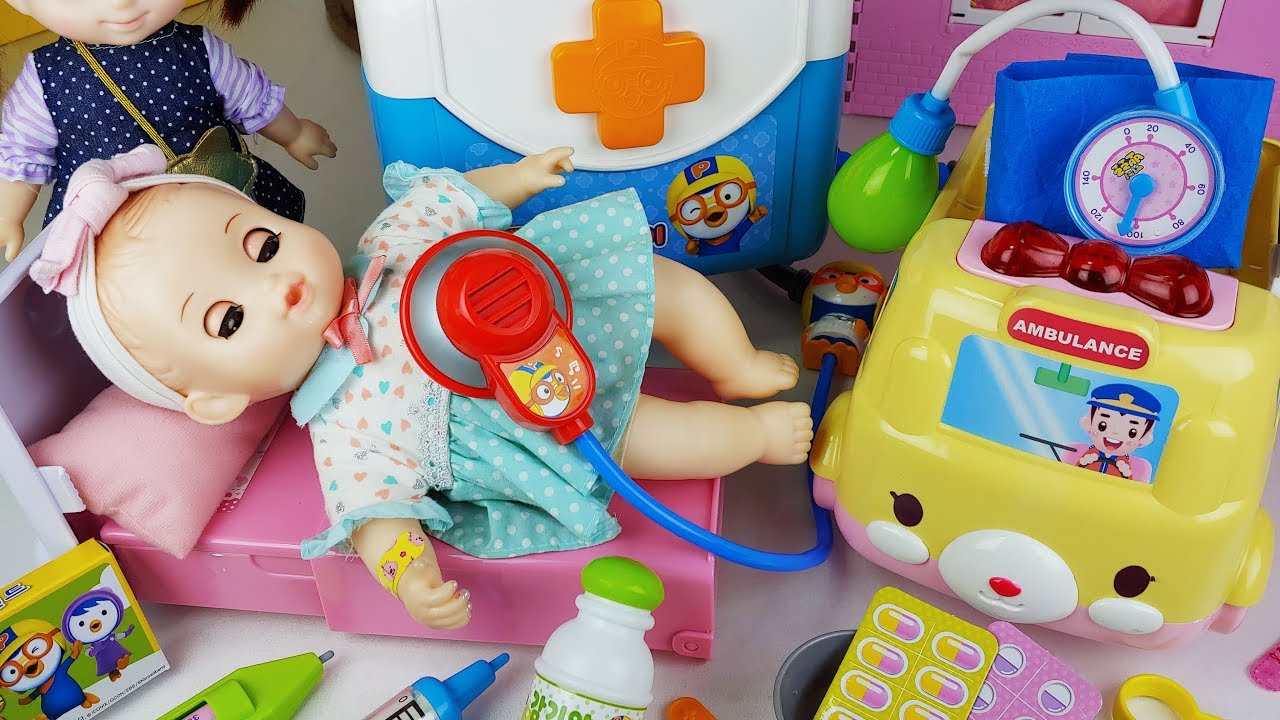 ⁣Baby doll Doctor and Pororo Hospital bag play toys house play - ToyMong TV 토이몽