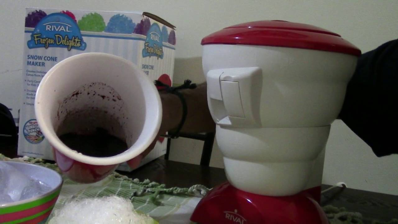 Fazendo Raspado de Gelo - Snow cone maker - Frozen Delights - YouTube
