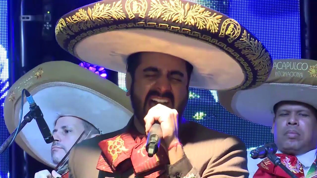 Agustín Toro - Acá Entre Nos ( En Vivo Primera Fila - Homenaje A Los Grandes)