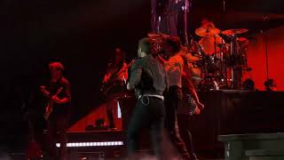 Alex Warren - Burning Down | Finding Family On The Road Tour London 21/4/26