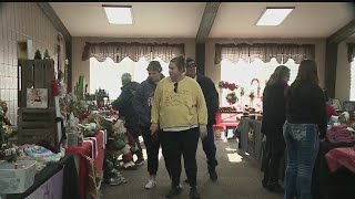 Austintown community gathers for holiday market