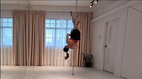 How to do goldrush trick on a pole