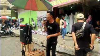 Akew Topi Merah - Coba Bertahan ( Vagetoz ) - Dengarlah hatiku yang mencintaimu - Cover - Lirik Lagu