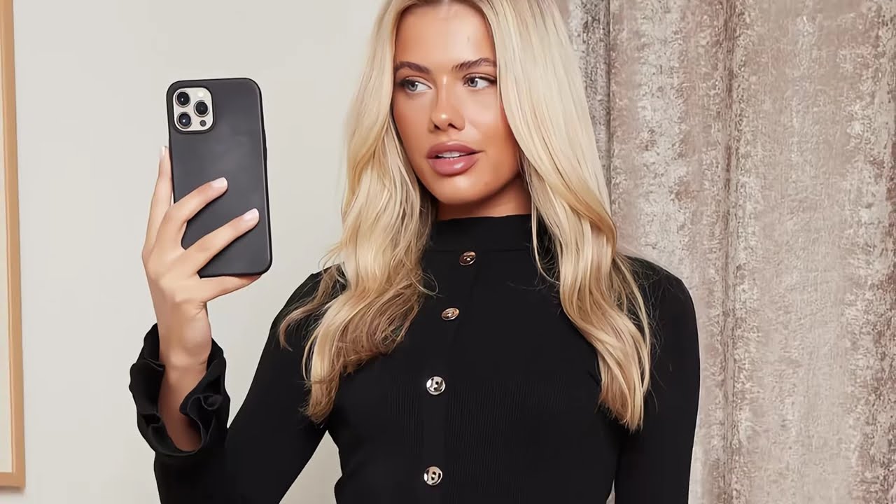 Stylish and Comfortable Ribbed Lounge Set with Ruffle Waist - Perfect for Lounging or Step