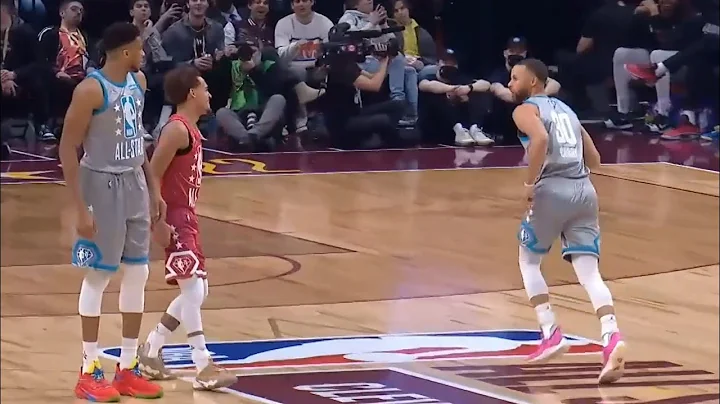 Stephen Curry stared down Trae Young while his logo 3 was still in the air 😭 - DayDayNews