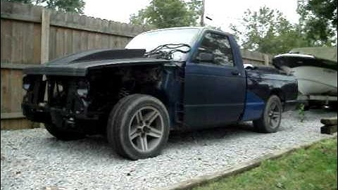 cold start of my v8 S-10 project truck